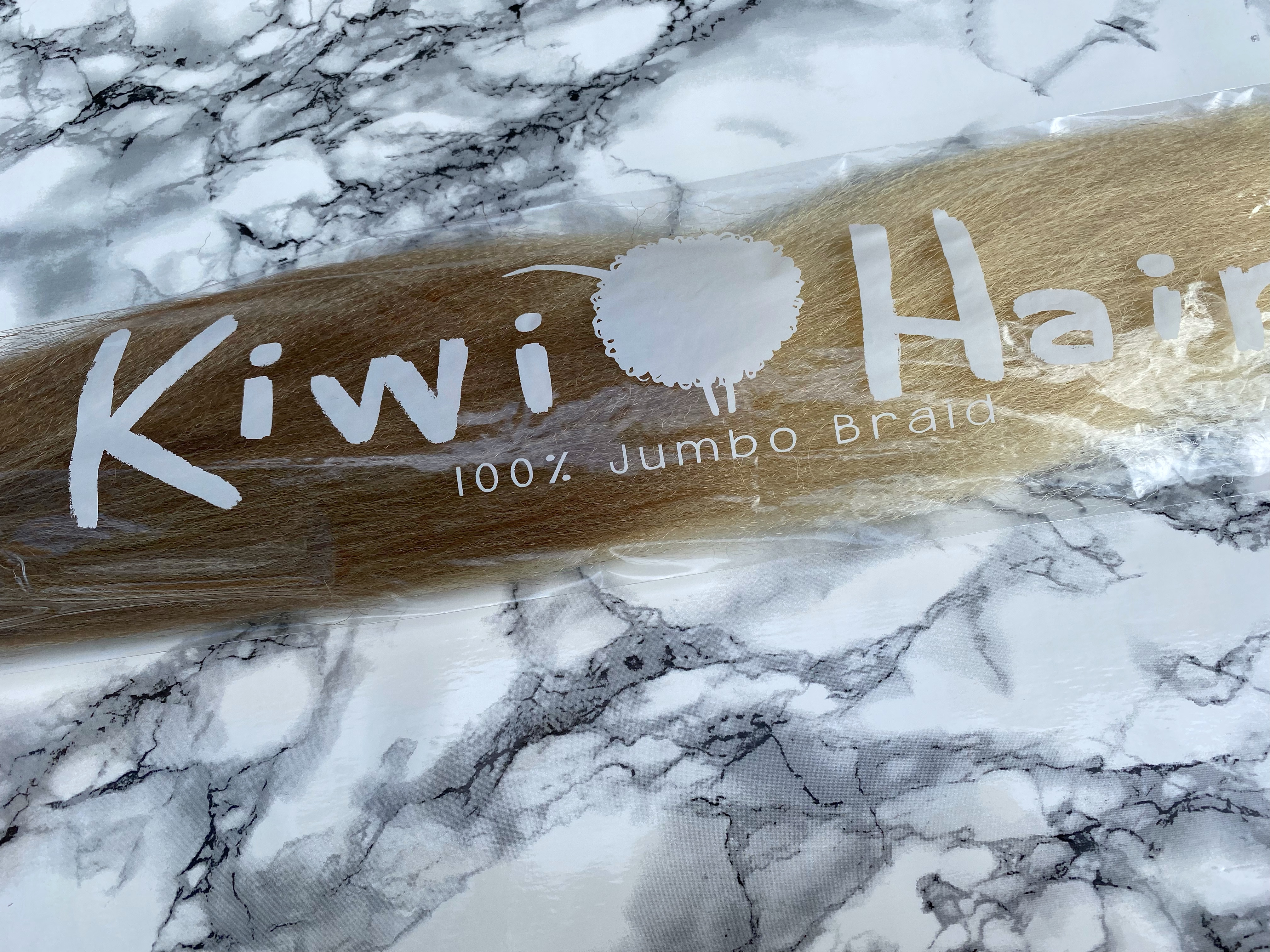 100% Jumbo Braid - 27-613 - světle hnědá -> blond