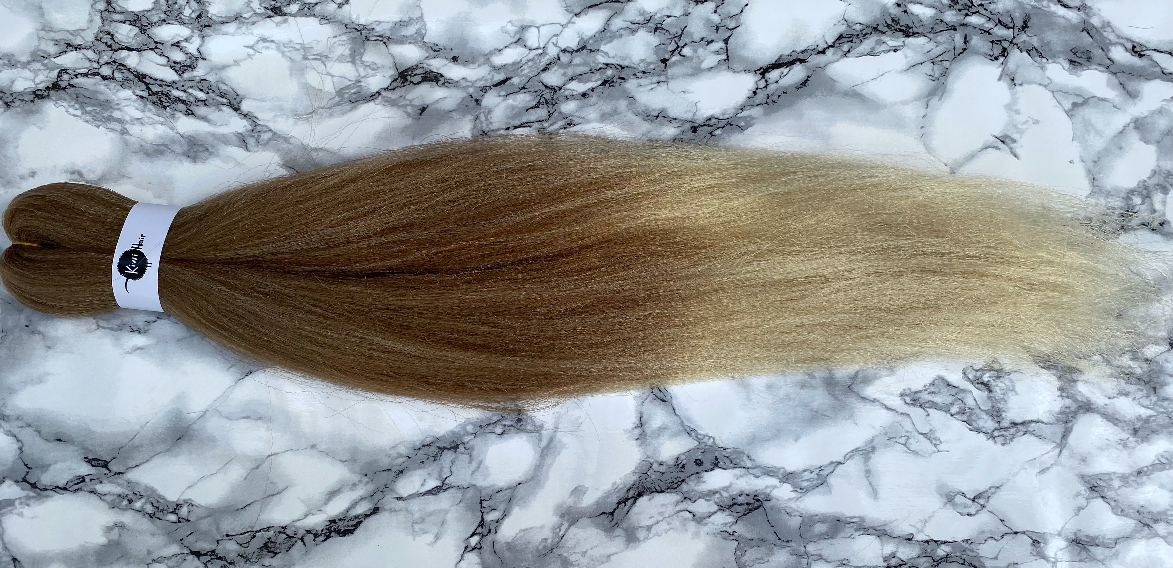 100% Jumbo Braid - 27-613 - světle hnědá -> blond